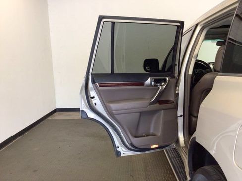 Used 2012 Lexus GX 460 w/ Comfort Plus Pkg AWD/4WD image 11