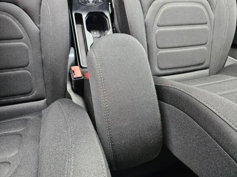 Used 2021 Jeep Renegade Latitude w/ Convenience Group AWD/4WD image 25