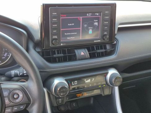 Used 2021 Toyota RAV4 XLE w/ Carpet Mat Package (TMS) AWD/4WD image 14