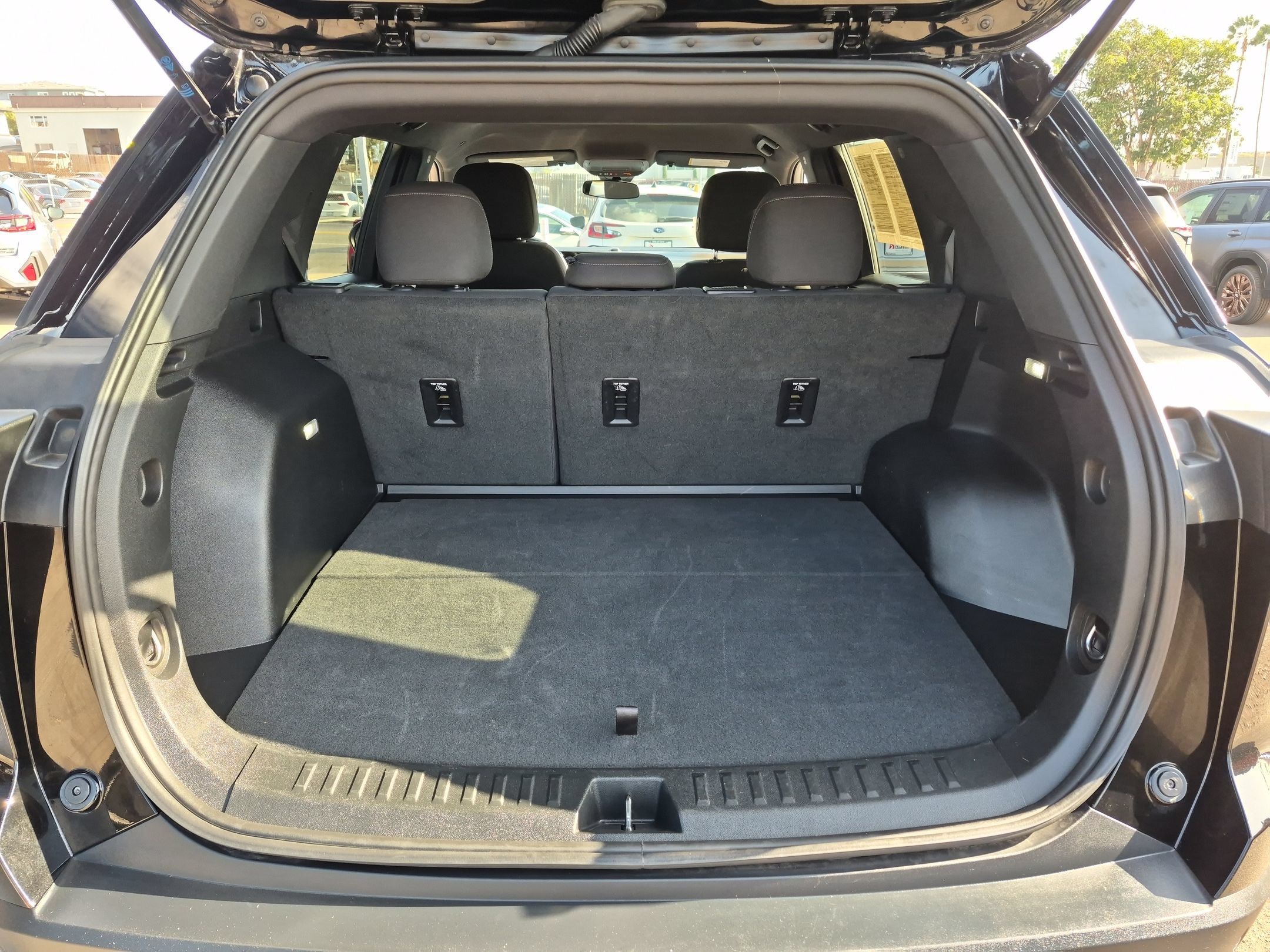 Used 2026 Chevrolet Equinox LT FWD image 23