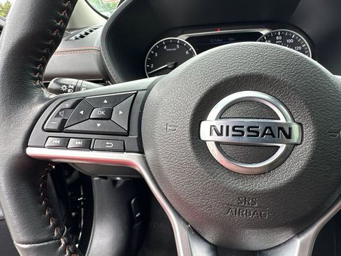 Used 2022 Nissan Sentra SR w/ Midnight Edition FWD image 25
