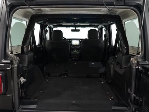 Used 2021 Jeep Wrangler Unlimited Sport image 34