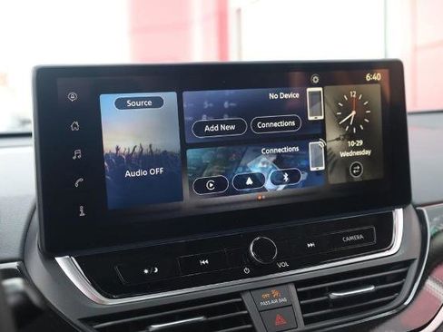 New 2025 Nissan Altima 2.5 SR w/ SR Premium Package image 12