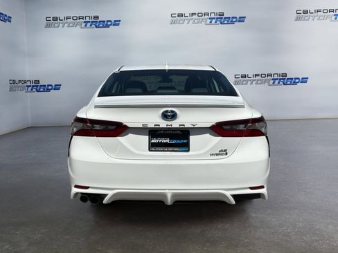Used 2023 Toyota Camry SE w/ Audio Upgrade Package FWD image 6