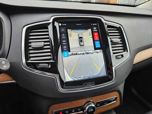 Certified 2024 Volvo XC90 B6 Plus w/ Protection Package Premier image 27
