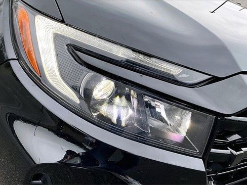 Certified 2024 Honda Ridgeline Black Edition image 29