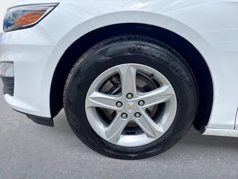 Used 2024 Chevrolet Malibu LT FWD image 10