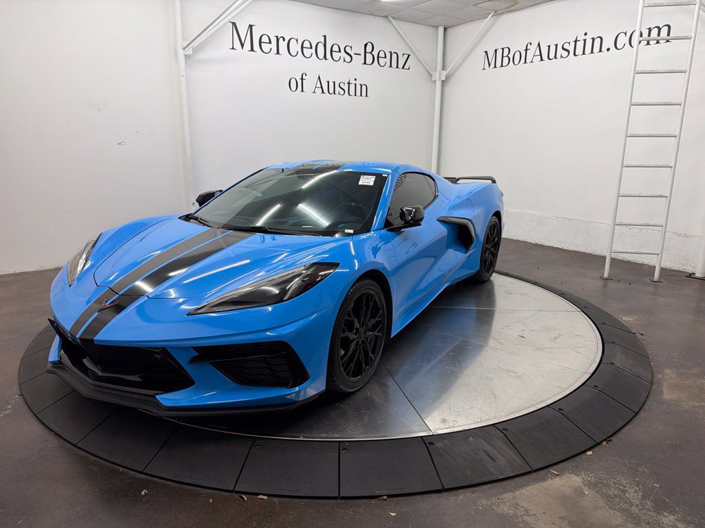 Used 2023 Chevrolet Corvette Stingray Premium Cpe w/ Z51 Performance Package RWD image 3