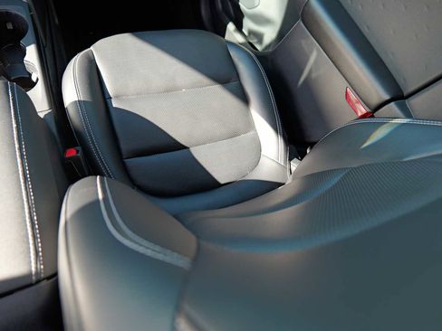 Used 2020 Ford Escape SEL image 27