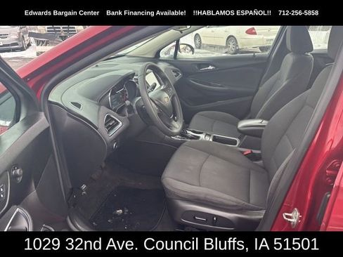 Used 2017 Chevrolet Cruze LT w/ Sun And Sound Package image 15