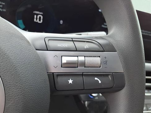 Used 2025 Hyundai Sonata SE image 14