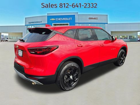 Used 2023 Chevrolet Blazer LT AWD/4WD image 7