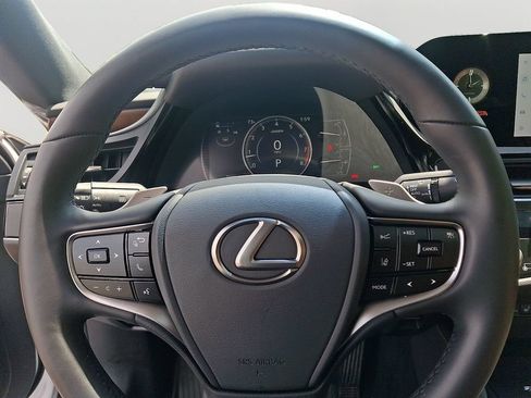 Used 2025 Lexus ES 350 w/ Premium Package FWD image 20