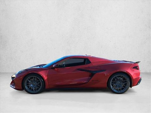Used 2025 Chevrolet Corvette Z06 RWD image 9