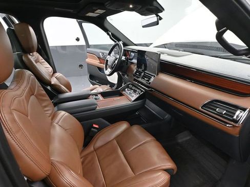 Used 2023 Lincoln Navigator L Reserve w/ Equipment Group 201A image 57