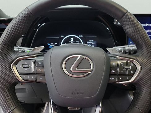 Used 2025 Lexus TX 500h AWD w/ Technology Package image 18