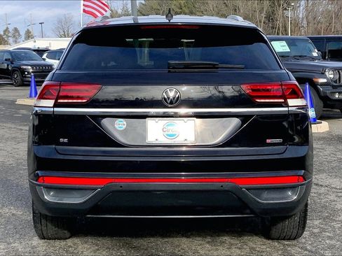 Used 2021 Volkswagen Atlas Cross Sport SE image 4