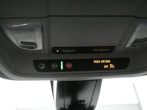 Used 2025 Chevrolet Blazer LT AWD/4WD image 31