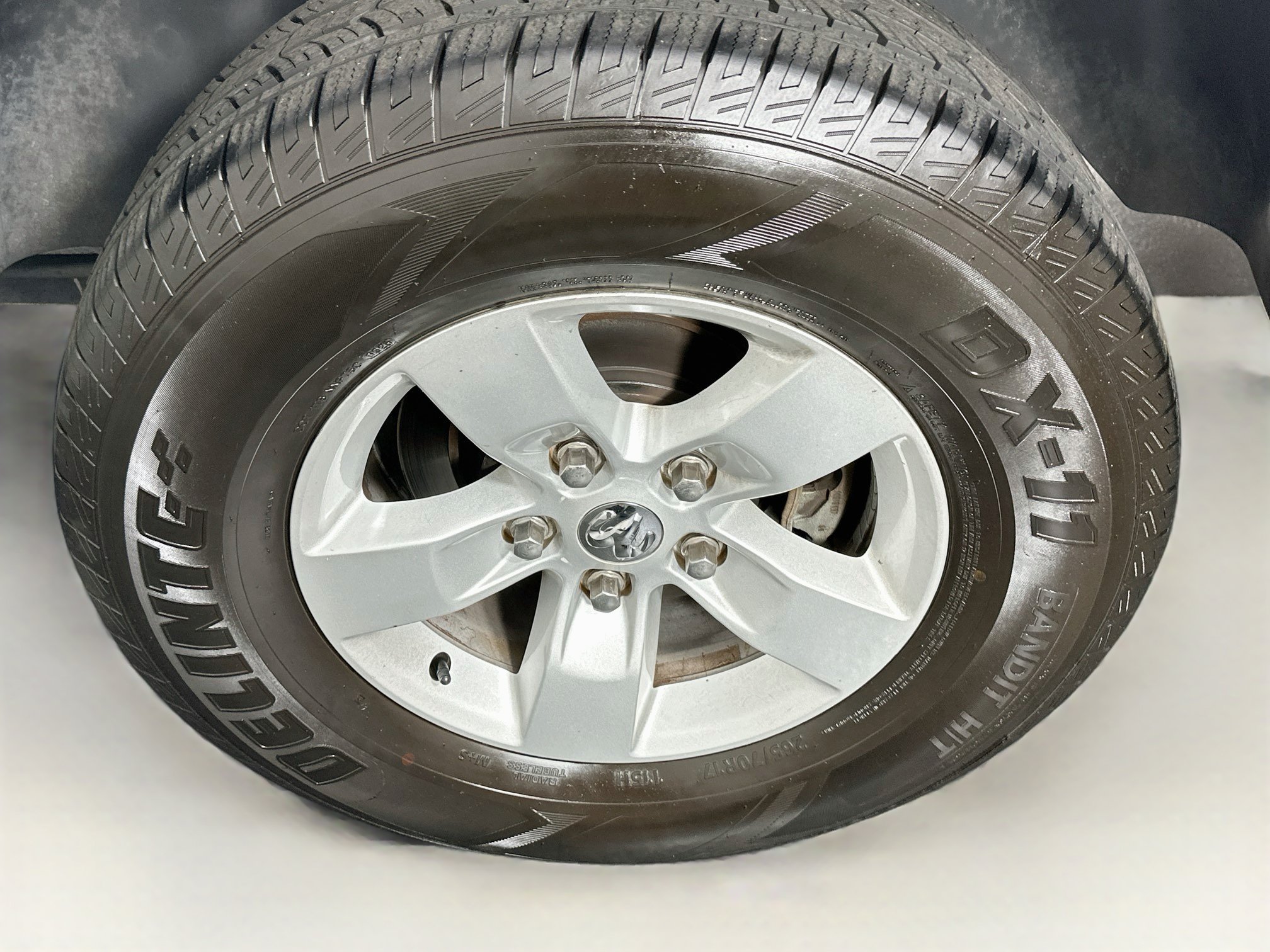 Used 2018 RAM 1500 Classic SLT RWD image 11