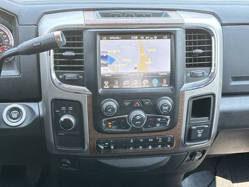 Used 2017 RAM 2500 Laramie w/ Convenience Group AWD/4WD image 10