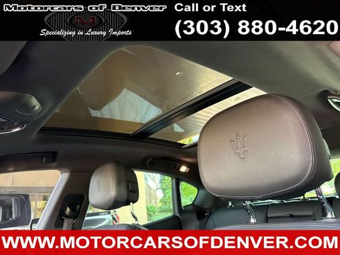 Used 2022 Maserati Levante GT AWD/4WD image 15