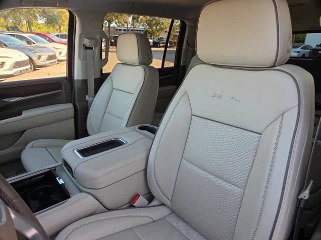 Certified 2024 GMC Yukon XL Denali AWD/4WD image 22