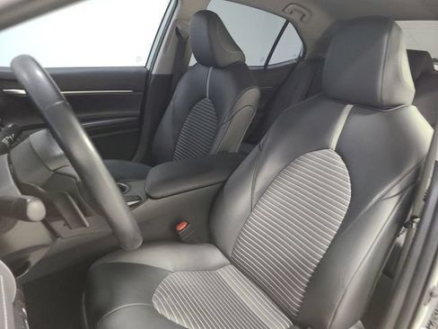 Used 2023 Toyota Camry SE FWD image 20