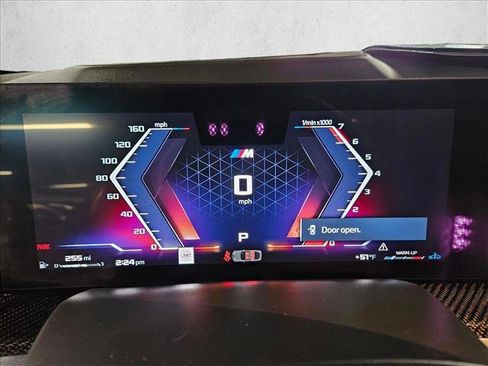 Used 2025 BMW X6 M60i image 11