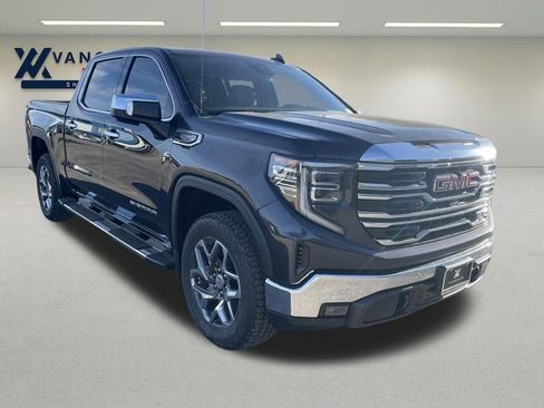New 2026 GMC Sierra 1500 SLT image 7