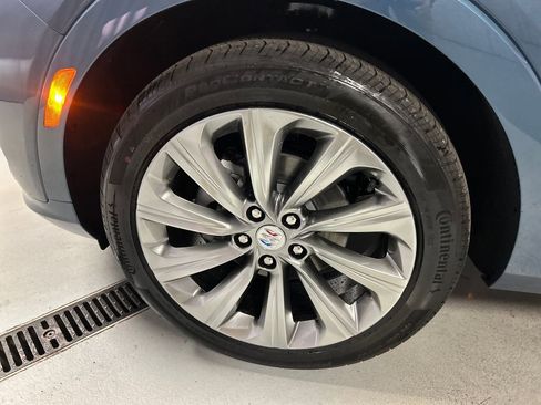 New 2026 Buick Envista Avenir FWD image 9