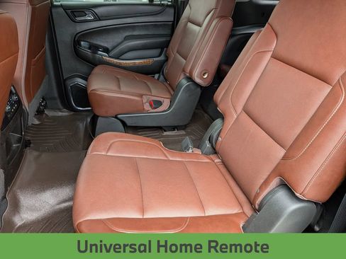 Used 2019 Chevrolet Suburban Premier w/ Premier Plus Edition AWD/4WD image 30