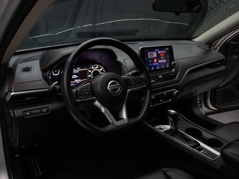 Used 2020 Nissan Altima 2.5 SR w/ Premium Package image 25