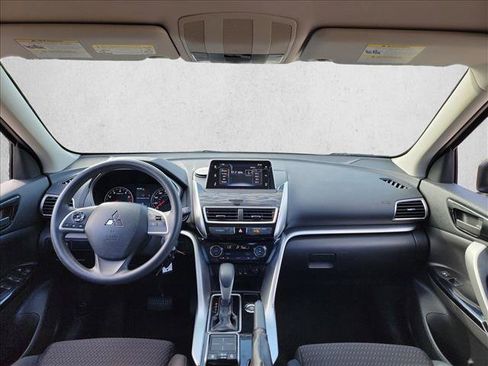 Used 2019 Mitsubishi Eclipse Cross AWD image 17