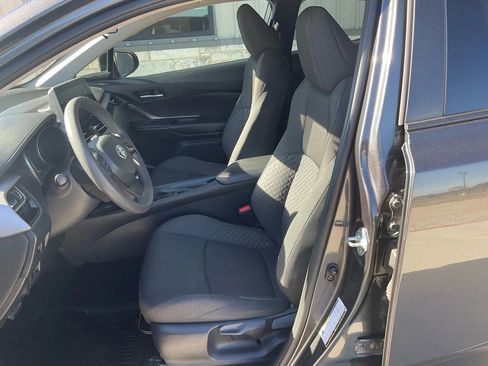 Used 2021 Toyota C-HR LE image 14