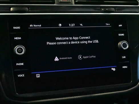 Used 2024 Volkswagen Tiguan SE R-Line image 12