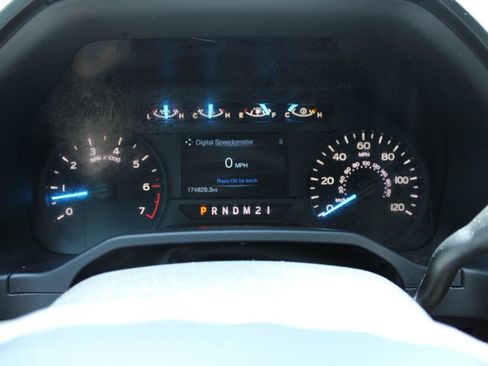 Used 2015 Ford F150 XL w/ Equipment Group 101A Mid RWD image 13