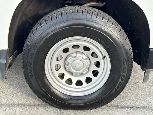 Used 2023 Chevrolet Silverado 1500 W/T w/ Trailering Package image 13