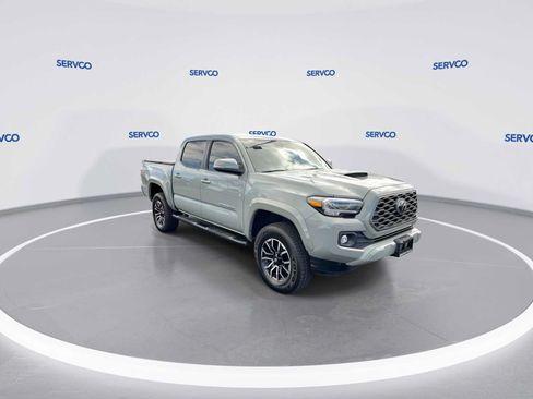 Used 2023 Toyota Tacoma TRD Sport RWD image 2