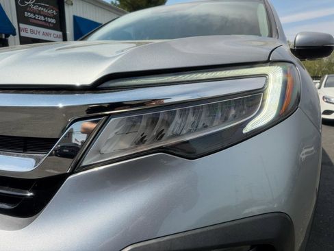 Used 2019 Honda Pilot Touring image 28