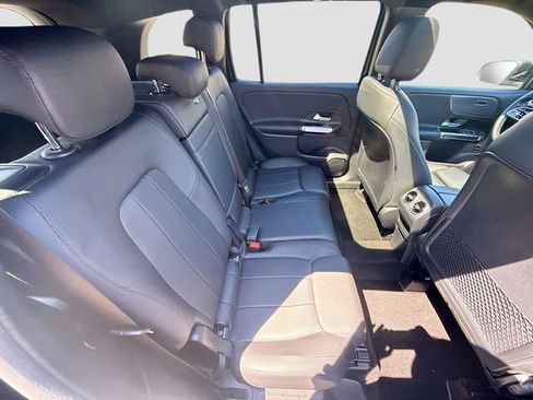 Used 2022 Mercedes-Benz GLB 250 4MATIC w/ Premium Package Lite image 29