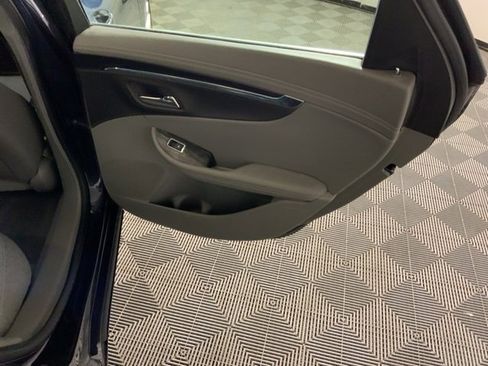 Used 2014 Chevrolet Impala LTZ image 38