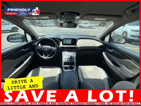 Used 2023 Hyundai Santa Fe SEL image 11