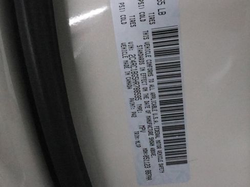 Used 2017 Chrysler Pacifica Touring-L w/ 13 Speaker Alpine Sound Group image 53