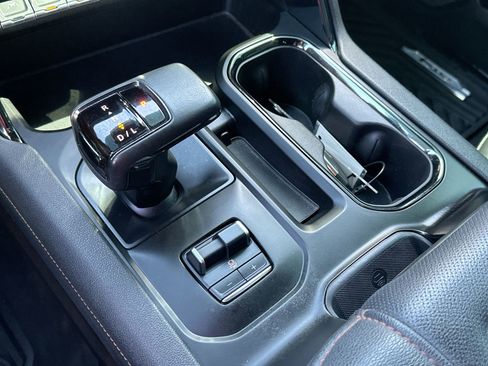 Used 2022 GMC Sierra 1500 AT4 w/ AT4 Premium Package image 20