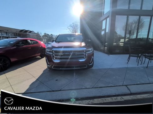 Used 2020 GMC Acadia SLE w/ LPO, Floor Liner Package image 2