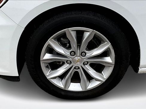 Used 2020 Chevrolet Malibu LT image 32