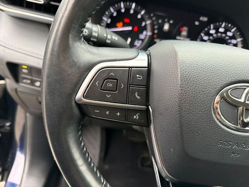 Used 2020 Toyota Highlander Limited AWD/4WD image 18
