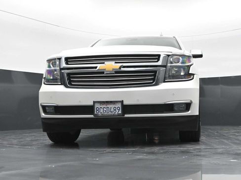 Used 2017 Chevrolet Suburban Premier AWD/4WD image 26