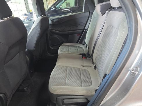 Used 2022 Ford Escape SE FWD image 5