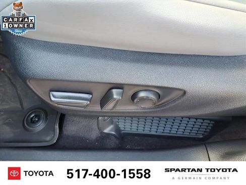 Used 2025 Toyota Sienna XLE w/ XLE Plus Package image 16